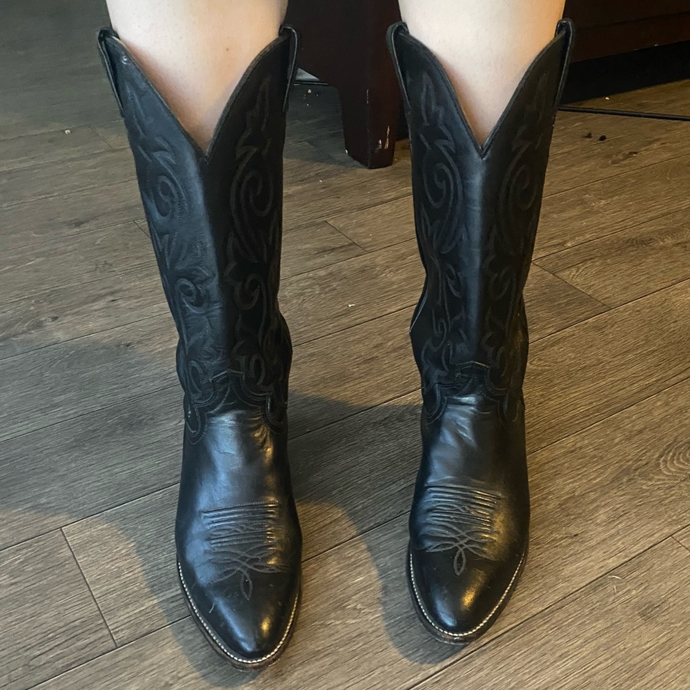Black Cowboy Boots